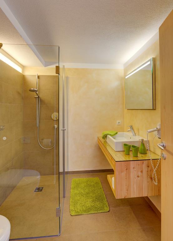 Hotel Zum See มาร์เต็ลโล ห้อง รูปภาพ