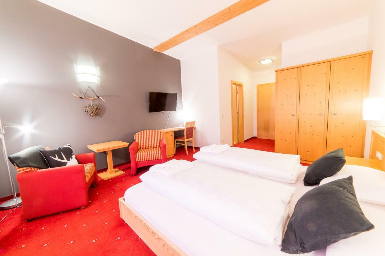 Hotel Zum See มาร์เต็ลโล ภายนอก รูปภาพ