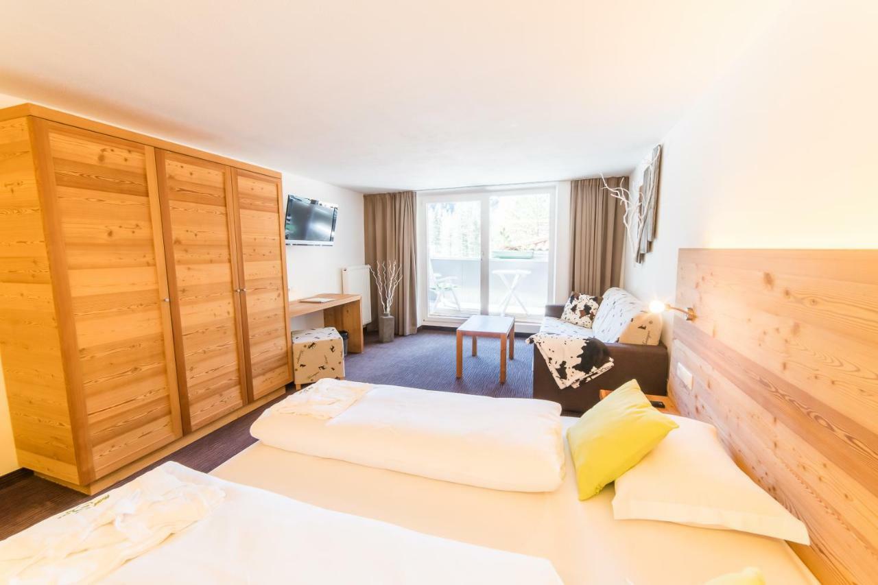 Hotel Zum See มาร์เต็ลโล ภายนอก รูปภาพ
